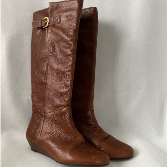 Steven by Steve Madden Size 6 Brown Glossy Leather Wedged Heeled Boots. - Picture 5 of 16